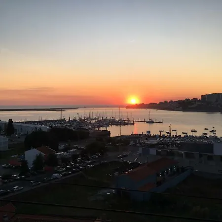 Douro Marina Апартаменты *